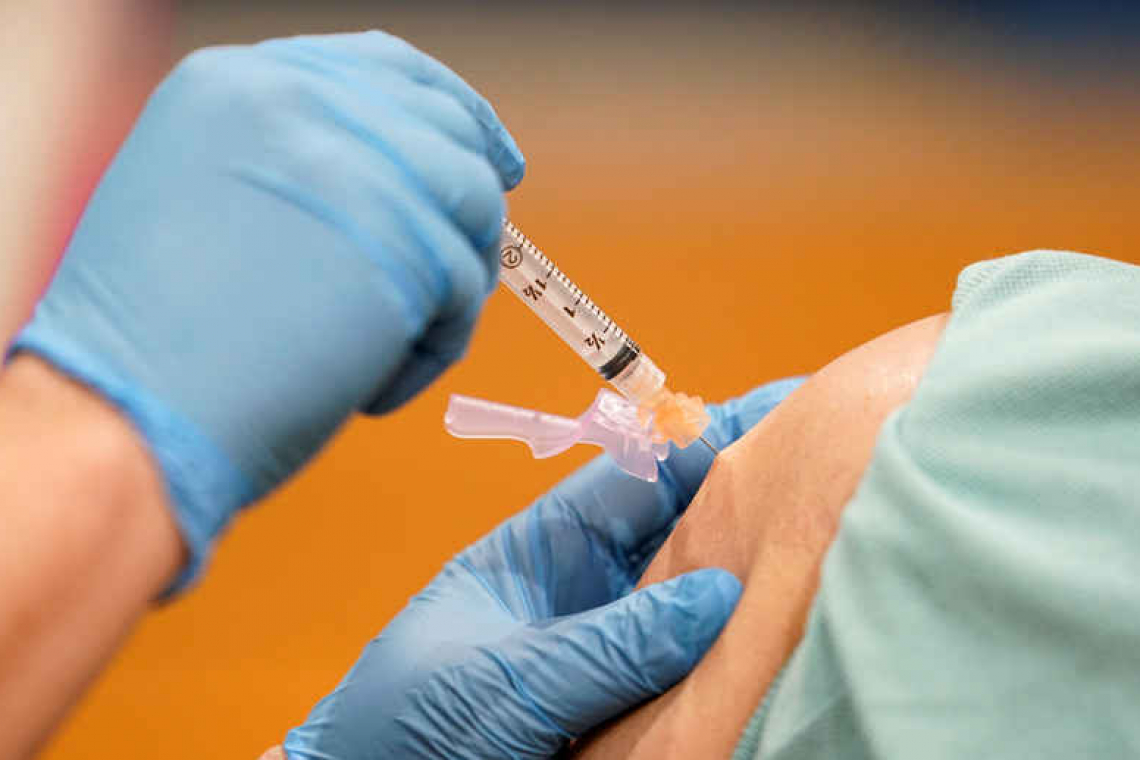 Poll shows Americans support restricting unvaccinated people from offices, travel